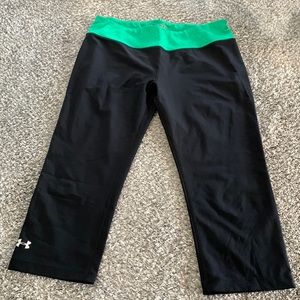 Under Armour cropped workout leggings